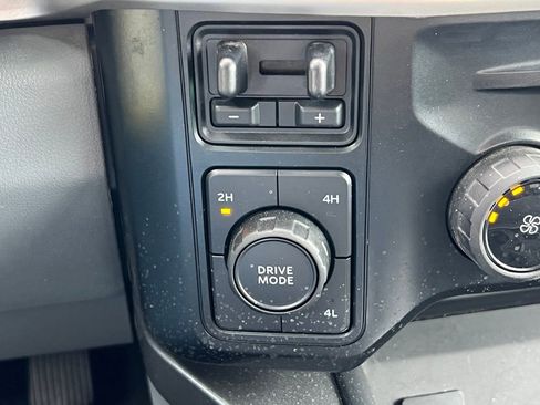 Used 2023 Ford F350 XLT w/ Camper Package AWD/4WD image 31