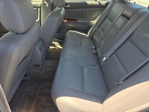 Used 2003 Toyota Camry XLE FWD image 10