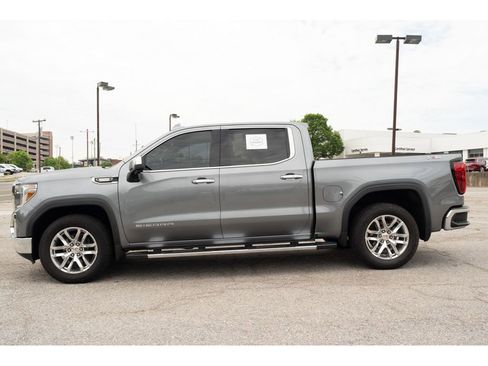 Used 2021 GMC Sierra 1500 SLT w/ SLT Premium Plus Package AWD/4WD image 5