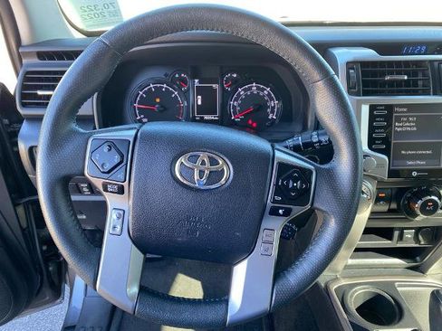 Used 2022 Toyota 4Runner SR5 image 18
