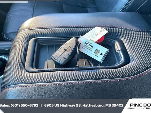 Used 2021 Chevrolet Tahoe RST w/ Luxury Package image 9