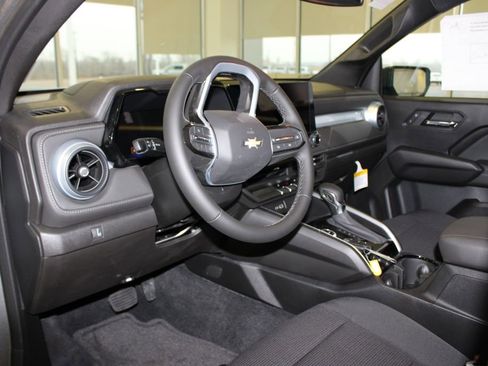 New 2026 Chevrolet Colorado LT image 19