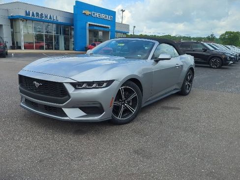Used 2024 Ford Mustang Premium RWD image 4