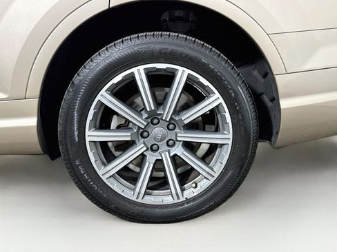 Used 2019 Audi Q7 3.0T Premium Plus AWD/4WD image 31