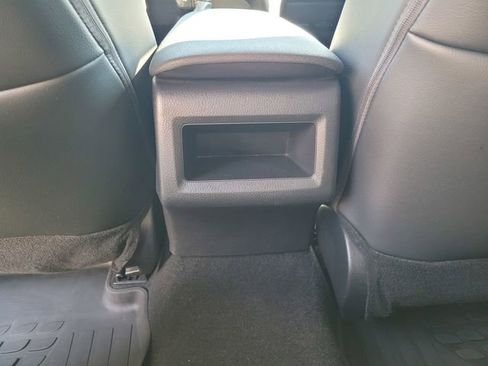 Used 2024 Toyota Camry SE image 15