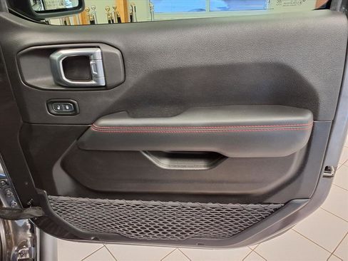 Used 2023 Jeep Gladiator Rubicon w/ Trailer Tow Package image 11