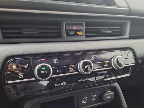 Certified 2023 Honda Pilot Elite image 8