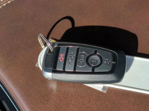 Used 2020 Ford F150 Limited w/ Trailer Tow Package image 35