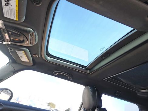 Used 2017 MINI Cooper S image 11