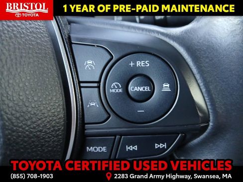 Certified 2024 Toyota Corolla Cross XLE image 27