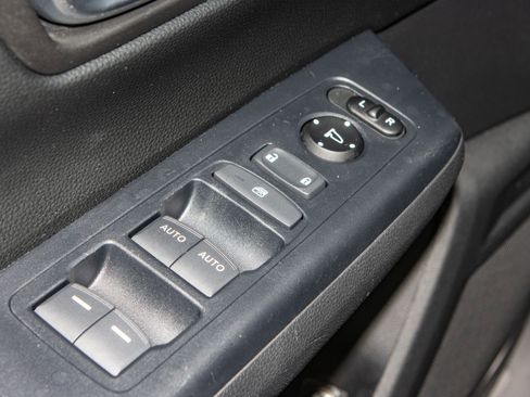 Used 2024 Honda CR-V Sport image 19