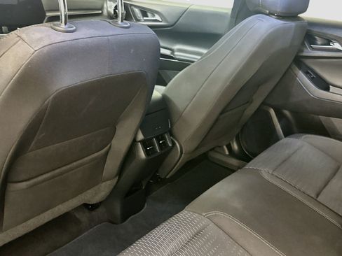 Used 2025 Chevrolet Equinox LT AWD/4WD image 28