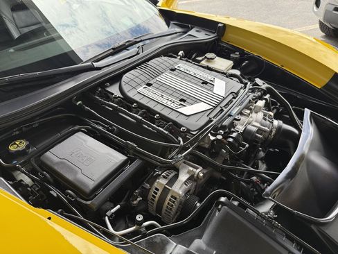 Used 2015 Chevrolet Corvette Z06 w/ Z07 Performance Package RWD image 54