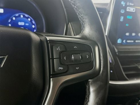 Used 2023 Chevrolet Suburban Premier image 26