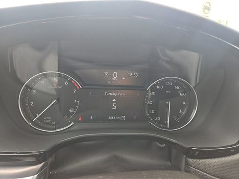 Used 2024 Cadillac XT5 Luxury AWD/4WD image 14