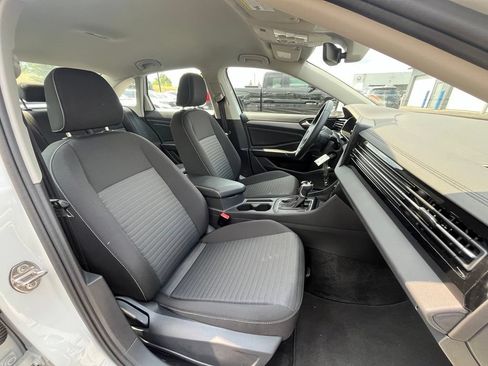 Certified 2025 Volkswagen Jetta S FWD image 13