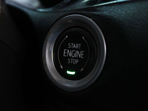 Used 2021 Buick Encore GX Essence w/ Advanced Technology Package AWD/4WD image 39