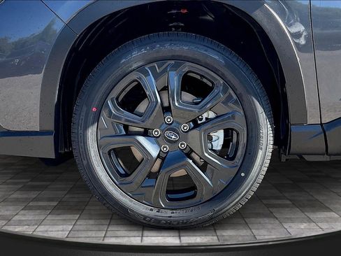 New 2025 Subaru Ascent Bronze Edition image 11