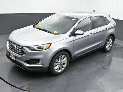 Used 2022 Ford Edge Titanium image 15