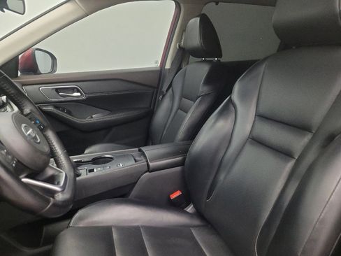 Used 2021 Nissan Rogue SV w/ Premium Package FWD image 17