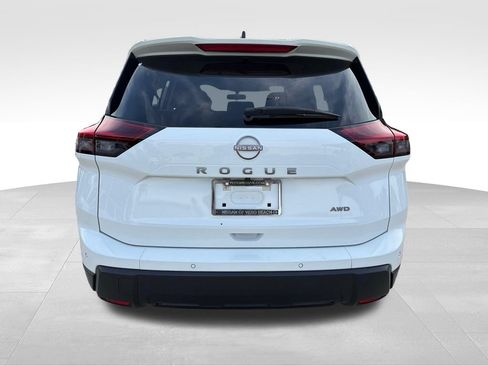 Used 2024 Nissan Rogue S AWD/4WD image 6