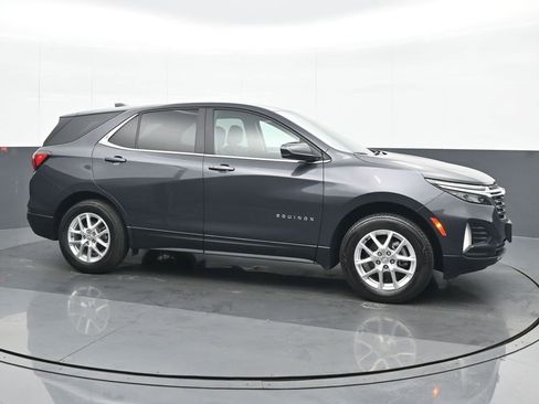 Used 2022 Chevrolet Equinox LT image 8