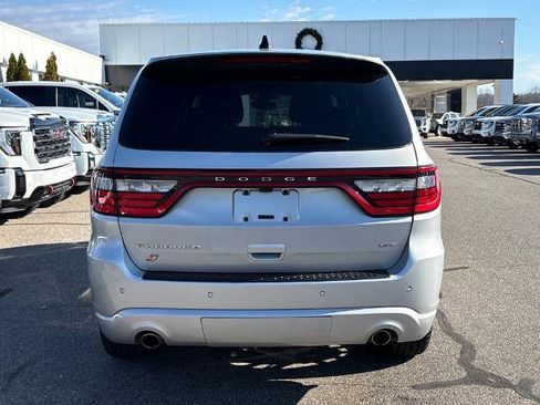 Used 2023 Dodge Durango GT image 5