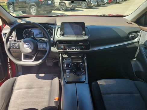 Used 2021 Nissan Rogue SV image 20