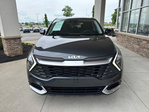 Used 2023 Kia Sportage LX AWD/4WD image 3