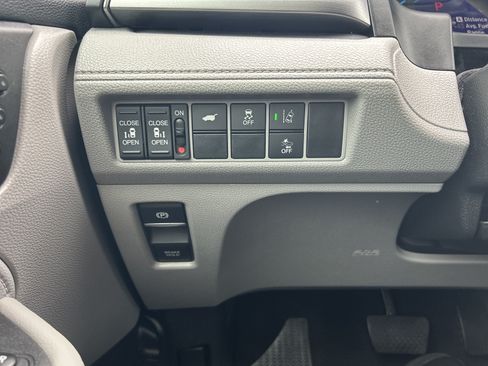 Certified 2019 Honda Odyssey EX-L image 12