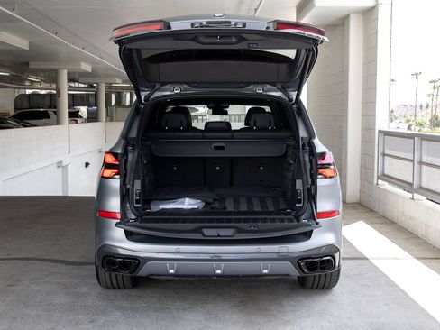 Used 2025 BMW X5 M60i AWD/4WD image 27
