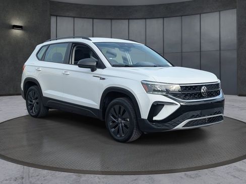 Used 2023 Volkswagen Taos S w/ Driver Assistance Package image 8