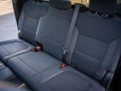 Used 2023 Chevrolet Silverado 2500 LT w/ Convenience Package image 28