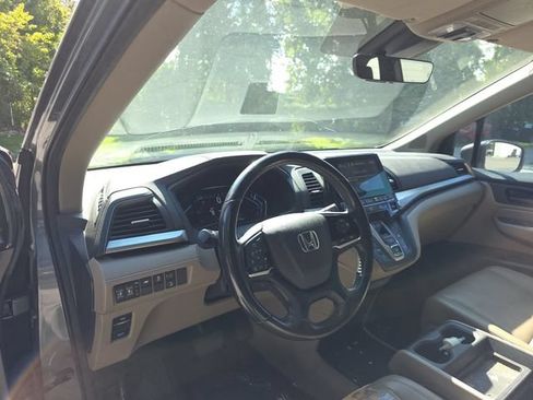 Used 2018 Honda Odyssey EX-L image 16