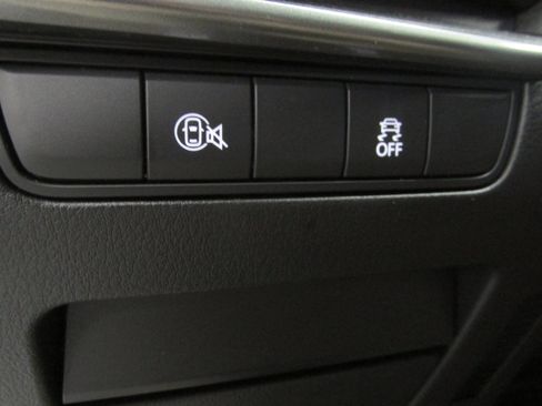Used 2024 MAZDA MAZDA3 s FWD image 25