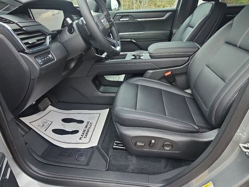 New 2026 GMC Acadia Elevation w/ Elevation Premium Package AWD/4WD image 10