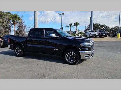 Used 2025 RAM 1500 Laramie image 38