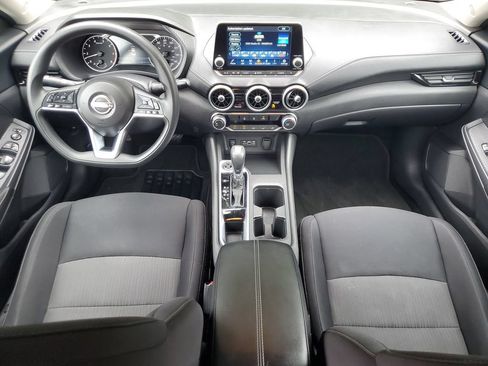 Used 2024 Nissan Sentra SV FWD image 17