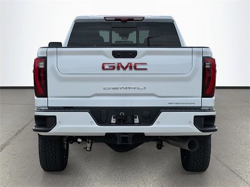 New 2026 GMC Sierra 2500 Denali w/ Denali Reserve Package image 5