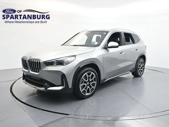 Used 2025 BMW X1 xDrive28i w/ Convenience Package AWD/4WD image 3