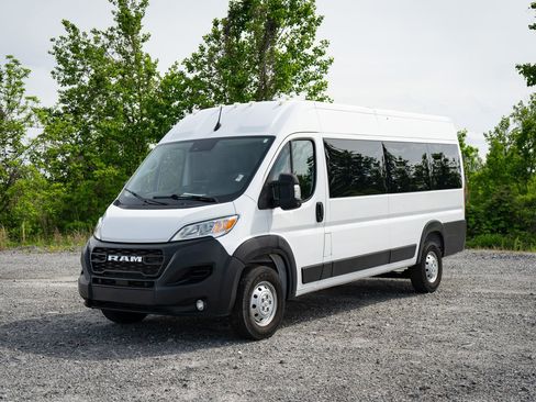 Used 2023 RAM ProMaster 3500 w/ Driver Convenience Group FWD image 3