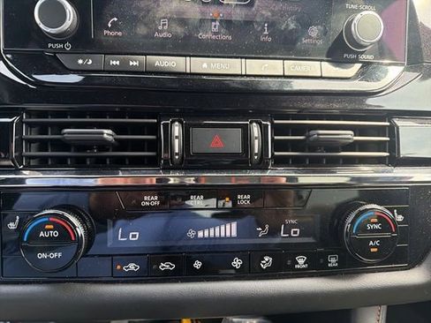 Used 2023 Nissan Pathfinder Rock Creek image 17