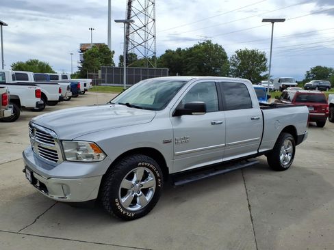 Used 2015 RAM 1500 Big Horn AWD/4WD image 4