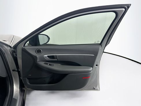 Used 2020 Hyundai Sonata SEL w/ Premium + Sunroof Package FWD image 34