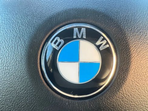 Used 2017 BMW 530i 530i Sedan 4D w/ Premium Package image 15