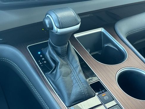 Used 2021 Toyota Sienna XLE w/ XLE Plus Package image 29