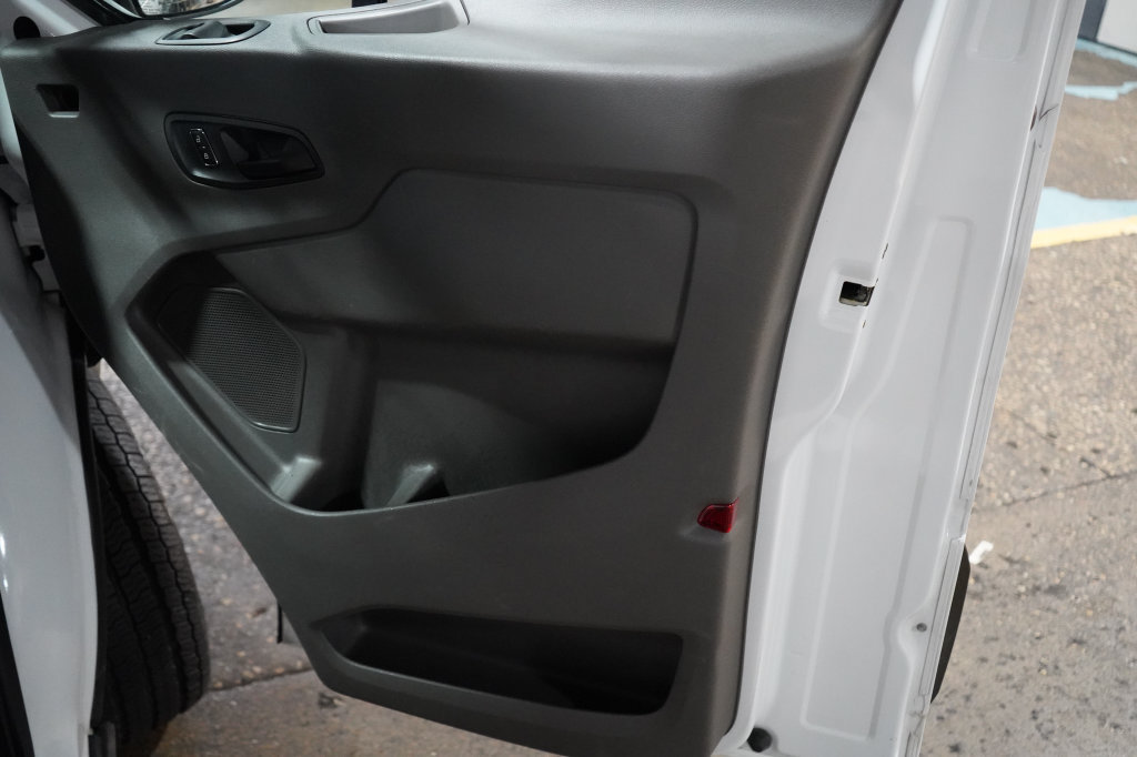 Used 2024 Ford Transit 350 XLT RWD image 18