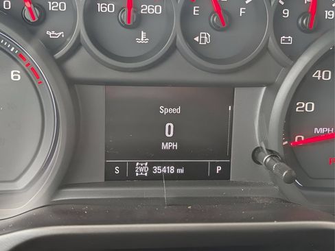 Used 2019 Chevrolet Silverado 1500 Custom Trail Boss w/ Custom Convenience Package AWD/4WD image 21