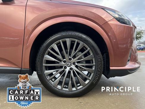 Used 2024 Lexus RX 350 FWD w/ Convenience Package image 10