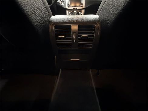 Used 2012 Volkswagen CC Sport image 20